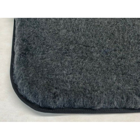 Green Backed Vet Bedding - BINDED - Charcoal