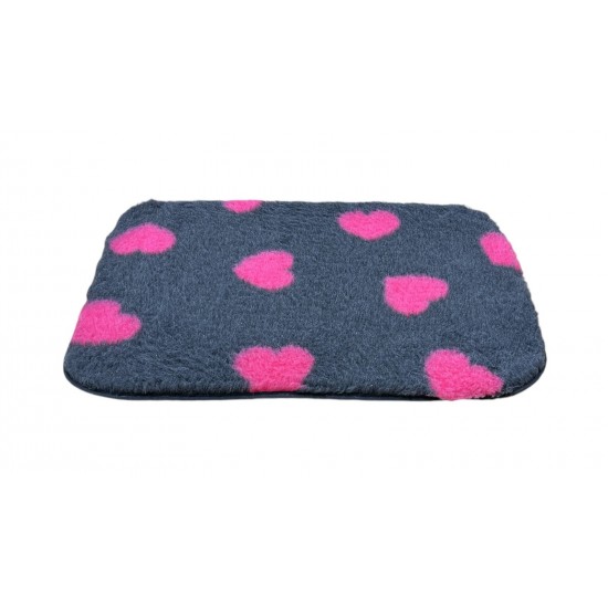 Non Slip Vet Bedding - BINDED - Charcoal with Cerise Pink Hearts