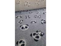PnH Veterinary Bedding - NON SLIP - EXTRA LARGE PIECE - Grey Panda